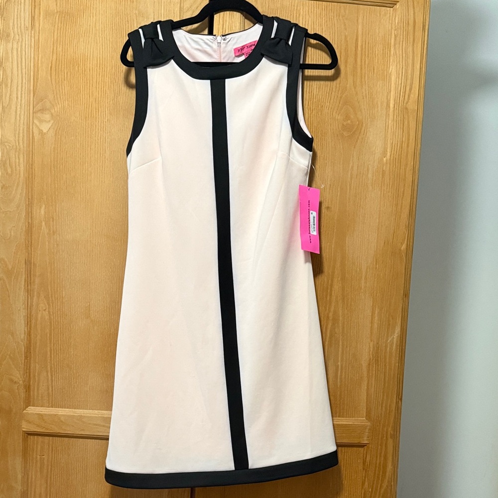 Betsy Johnson Sleeveless Cream and Black Dress